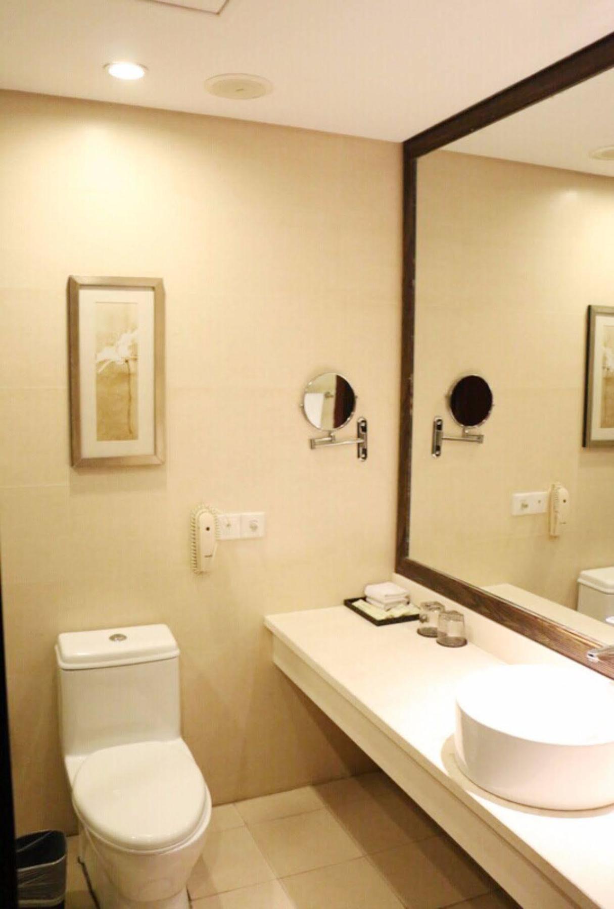 Sisuo Seaview Hotel Санья Екстер'єр фото